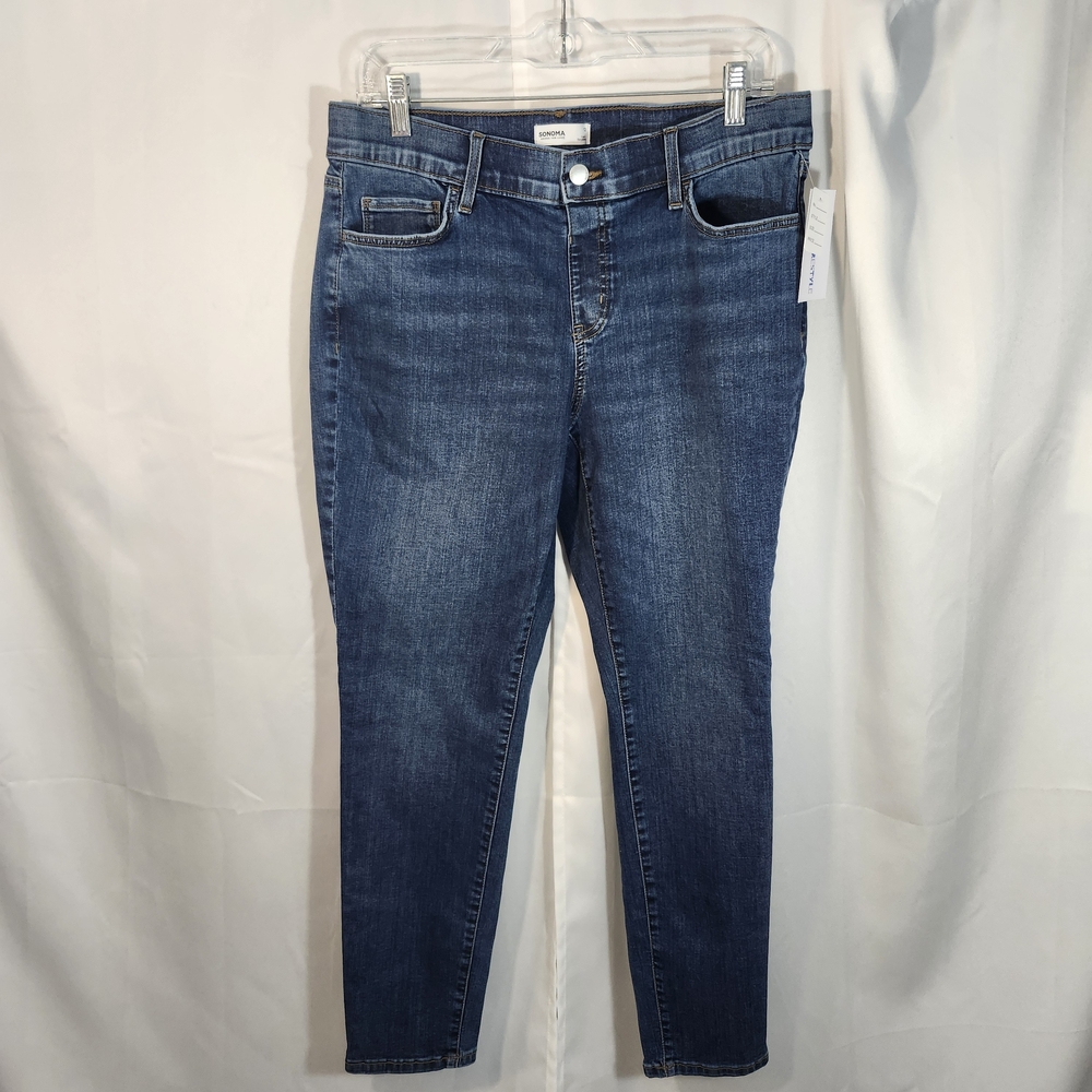 Classic Indigo Skinny Jeans for Women